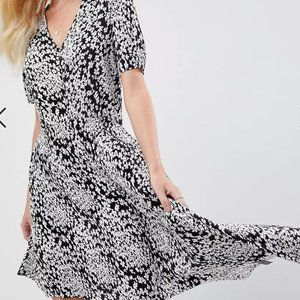 Ditsy Print Plisse Dress with Asymmetric Hem